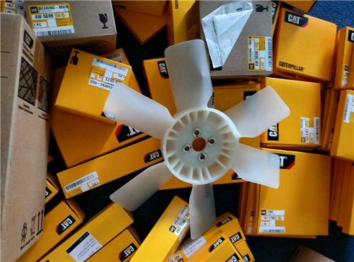 卡特彼勒c13發動機、為什么cat柴油機廢氣管滴水、高溫怎么辦?catc13發動機維修配件手冊