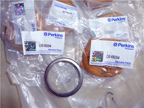 探秘Perkins1206柴油發(fā)動(dòng)機(jī)氣門(mén)座鑲?cè)怏w步驟