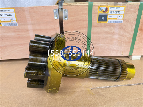卡特平地機120/140配件供應：驅動軸597-0843
