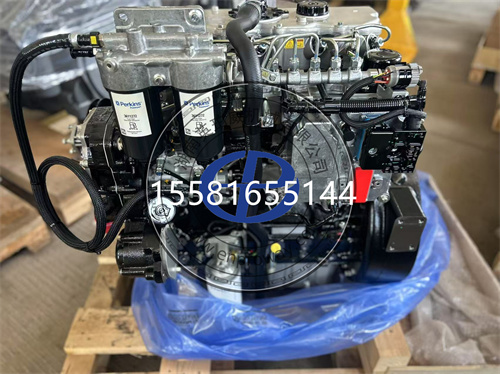 帕金斯1104D-E44TA發動機C4.4:96.5KW強勁動力+重型PTO加持