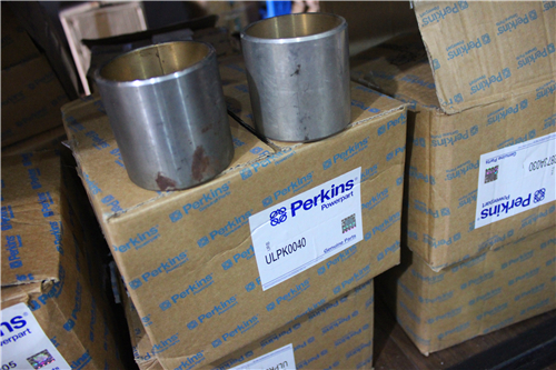 Perkins珀金斯1000柴油發(fā)動(dòng)機(jī)ZZ90036搖臂