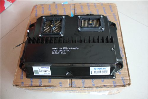 Perkins珀金斯1600柴油發動機7082947 C92搖臂室蓋